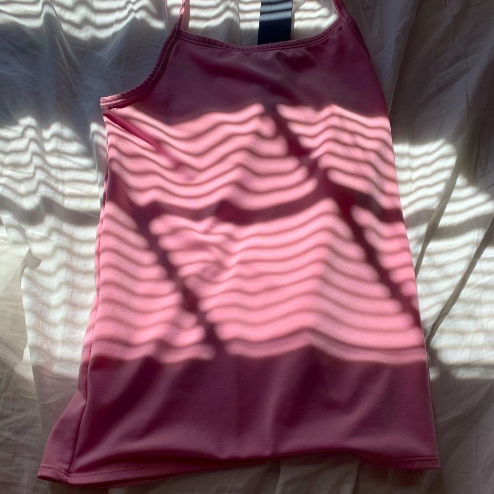 Athletic running top